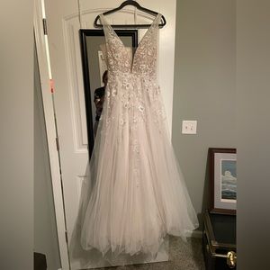 Wtoo by Watters Seeley Wedding gown